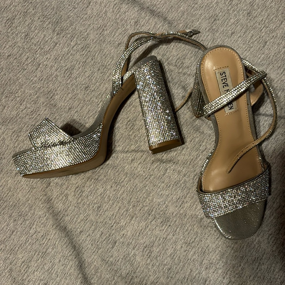 8.5 Steve Madden silver sequin platform heels